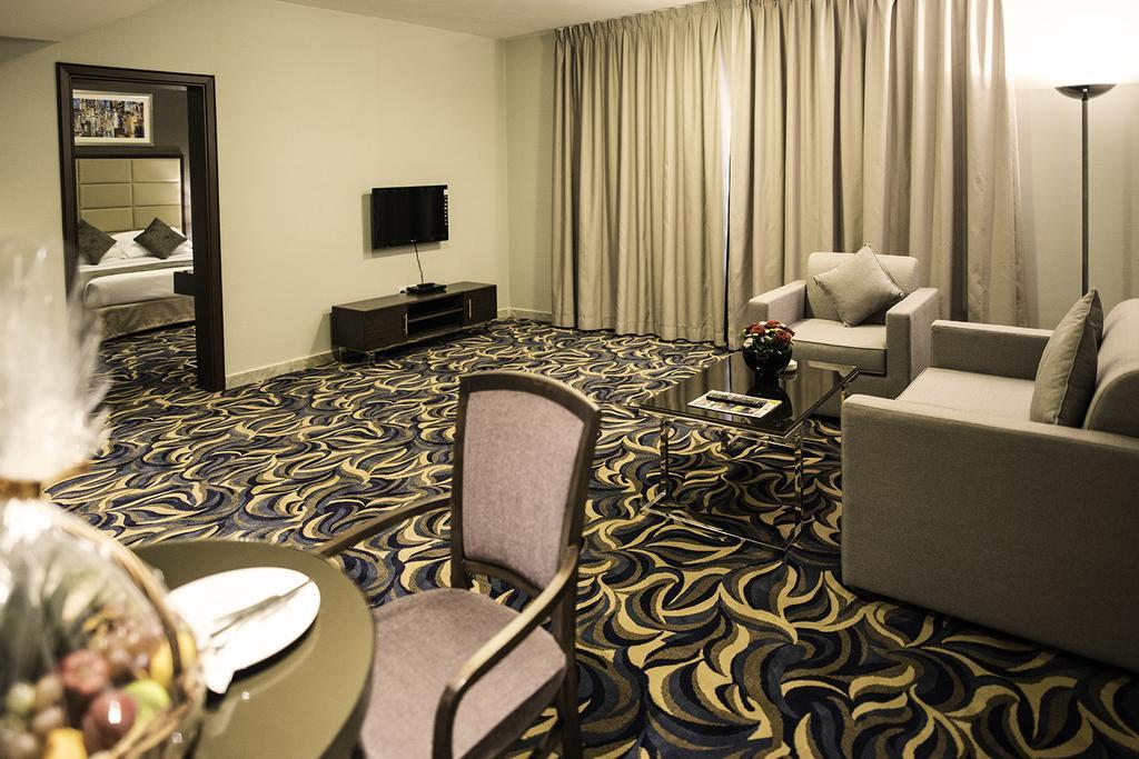 Emirates Plaza Hotel Abou Dabi Extérieur photo