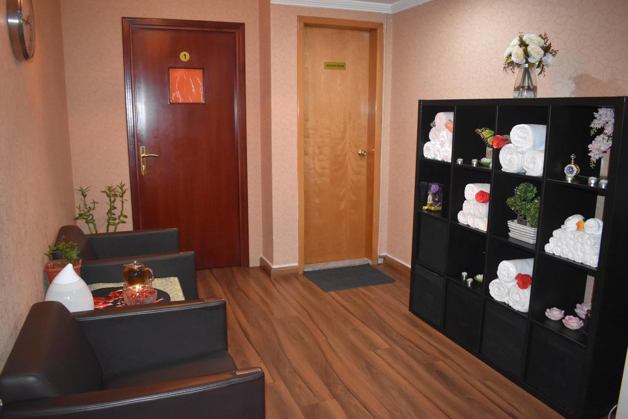 Emirates Plaza Hotel Abou Dabi Extérieur photo