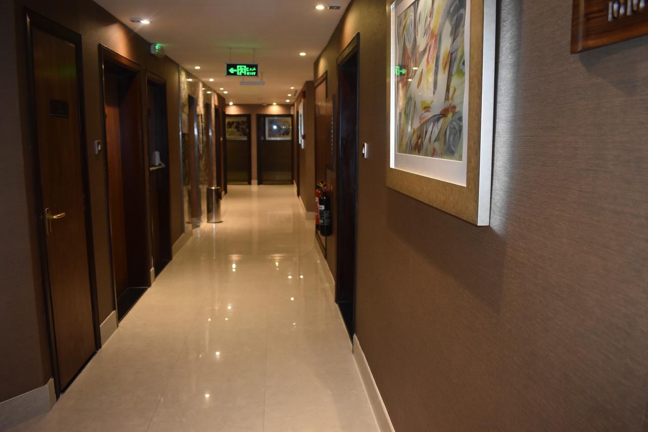 Emirates Plaza Hotel Abou Dabi Extérieur photo
